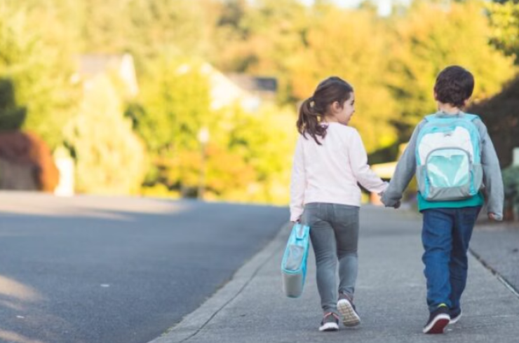 Chemin vers l'école